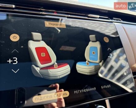 Чорний Ленд Ровер Рендж Ровер, об'ємом двигуна 3 л та пробігом 40 тис. км за 175333 $, фото 4 на Automoto.ua