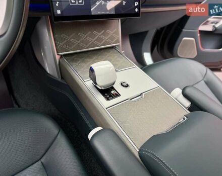 Ленд Ровер Рендж Ровер 2023 в Киеве на Automoto.ua Черный Ленд Ровер Рендж Ровер, объемом двигателя 4.4 л и пробегом 33 тыс. км за 278800 $, фото 34 на Automoto.ua