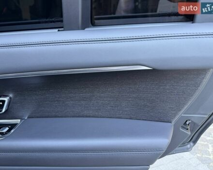 Чорний Ленд Ровер Рендж Ровер, об'ємом двигуна 4.39 л та пробігом 19 тис. км за 179000 $, фото 79 на Automoto.ua