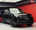 Ленд Ровер Рендж Ровер 2023 в Киеве на Automoto.ua Черный Ленд Ровер Рендж Ровер, объемом двигателя 4.4 л и пробегом 33 тыс. км за 278800 $, фото 10 на Automoto.ua