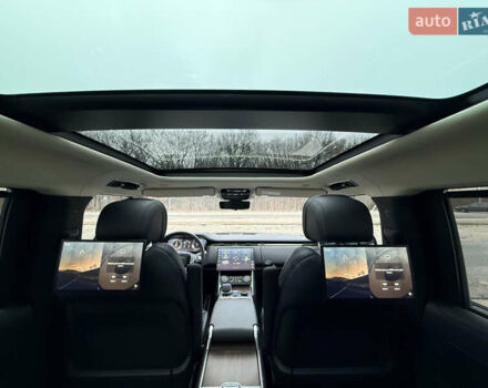 Черный Ленд Ровер Рендж Ровер, объемом двигателя 4.39 л и пробегом 49 тыс. км за 187000 $, фото 2 на Automoto.ua