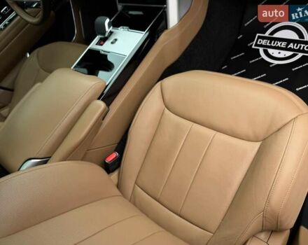 Черный Ленд Ровер Рендж Ровер, объемом двигателя 4.39 л и пробегом 67 тыс. км за 185000 $, фото 61 на Automoto.ua