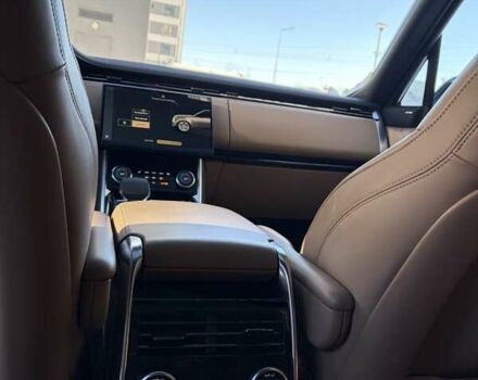 Чорний Ленд Ровер Рендж Ровер, об'ємом двигуна 3 л та пробігом 40 тис. км за 175333 $, фото 20 на Automoto.ua