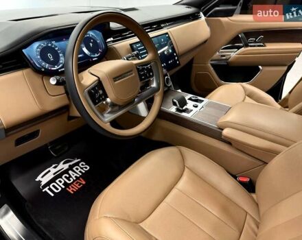 Ленд Ровер Рендж Ровер 2023 в Киеве на Automoto.ua Черный Ленд Ровер Рендж Ровер, объемом двигателя 3 л и пробегом 29 тыс. км за 187800 $, фото 21 на Automoto.ua