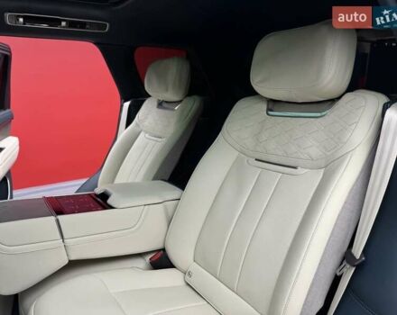 Чорний Ленд Ровер Рендж Ровер, об'ємом двигуна 4.4 л та пробігом 34 тис. км за 268000 $, фото 42 на Automoto.ua