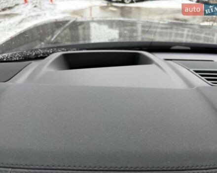 Чорний Ленд Ровер Рендж Ровер, об'ємом двигуна 3 л та пробігом 40 тис. км за 174444 $, фото 39 на Automoto.ua