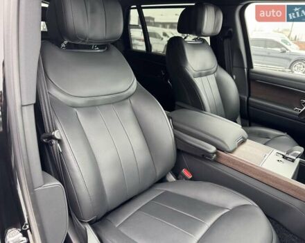 Черный Ленд Ровер Рендж Ровер, объемом двигателя 3 л и пробегом 24 тыс. км за 197000 $, фото 41 на Automoto.ua