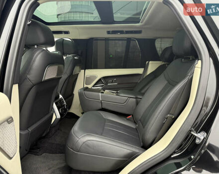 Чорний Ленд Ровер Рендж Ровер, об'ємом двигуна 4.39 л та пробігом 26 тис. км за 208000 $, фото 25 на Automoto.ua