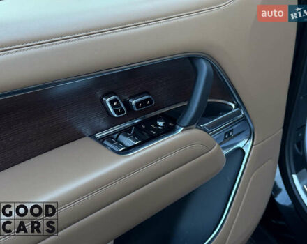 Чорний Ленд Ровер Рендж Ровер, об'ємом двигуна 3 л та пробігом 96 тис. км за 165000 $, фото 19 на Automoto.ua