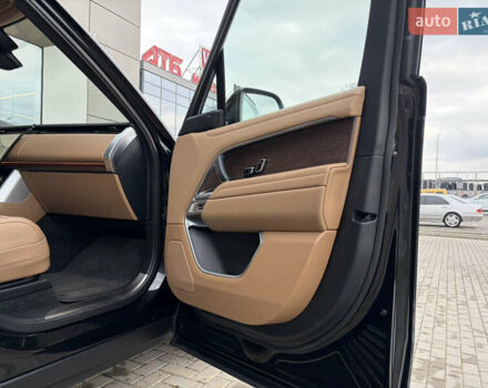 Чорний Ленд Ровер Рендж Ровер, об'ємом двигуна 3 л та пробігом 84 тис. км за 154900 $, фото 32 на Automoto.ua