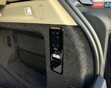 Чорний Ленд Ровер Рендж Ровер, об'ємом двигуна 3 л та пробігом 9 тис. км за 179900 $, фото 98 на Automoto.ua