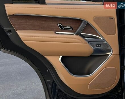 Чорний Ленд Ровер Рендж Ровер, об'ємом двигуна 3 л та пробігом 31 тис. км за 159000 $, фото 56 на Automoto.ua