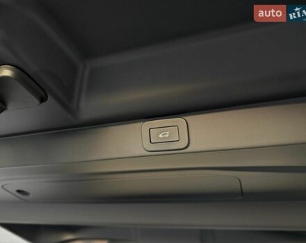 Чорний Ленд Ровер Рендж Ровер, об'ємом двигуна 3 л та пробігом 9 тис. км за 179900 $, фото 44 на Automoto.ua