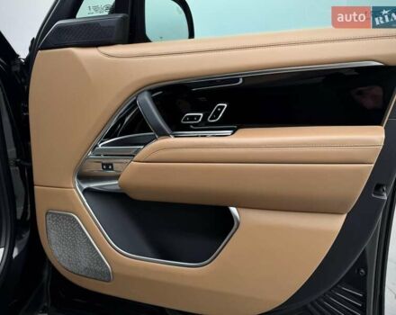 Черный Ленд Ровер Рендж Ровер, объемом двигателя 4.39 л и пробегом 67 тыс. км за 185000 $, фото 69 на Automoto.ua