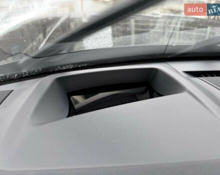 Чорний Ленд Ровер Рендж Ровер, об'ємом двигуна 3 л та пробігом 40 тис. км за 174444 $, фото 40 на Automoto.ua