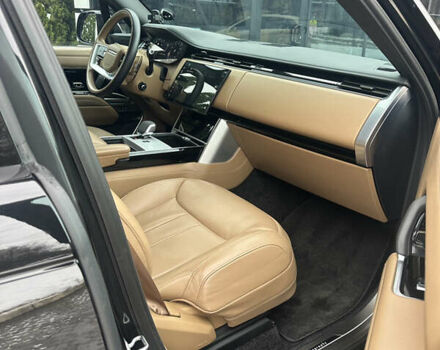 Черный Ленд Ровер Рендж Ровер, объемом двигателя 4.4 л и пробегом 61 тыс. км за 201000 $, фото 13 на Automoto.ua