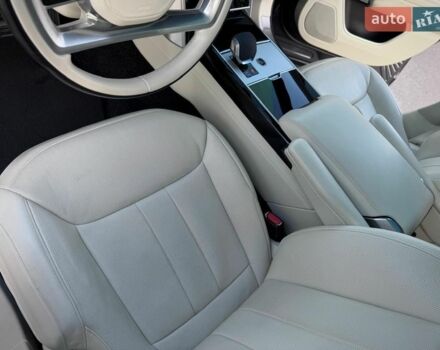 Чорний Ленд Ровер Рендж Ровер, об'ємом двигуна 3 л та пробігом 9 тис. км за 179900 $, фото 41 на Automoto.ua