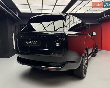Ленд Ровер Рендж Ровер 2023 в Киеве на Automoto.ua Черный Ленд Ровер Рендж Ровер, объемом двигателя 4.4 л и пробегом 33 тыс. км за 278800 $, фото 13 на Automoto.ua