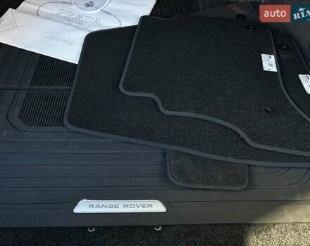 Чорний Ленд Ровер Рендж Ровер, об'ємом двигуна 3 л та пробігом 40 тис. км за 175333 $, фото 14 на Automoto.ua