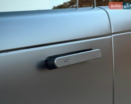 Чорний Ленд Ровер Рендж Ровер, об'ємом двигуна 3 л та пробігом 9 тис. км за 179900 $, фото 22 на Automoto.ua