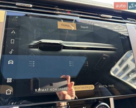 Чорний Ленд Ровер Рендж Ровер, об'ємом двигуна 3 л та пробігом 40 тис. км за 175333 $, фото 7 на Automoto.ua