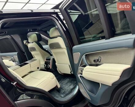 Чорний Ленд Ровер Рендж Ровер, об'ємом двигуна 4.4 л та пробігом 34 тис. км за 268000 $, фото 47 на Automoto.ua