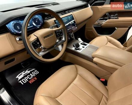 Ленд Ровер Рендж Ровер 2023 в Киеве на Automoto.ua Черный Ленд Ровер Рендж Ровер, объемом двигателя 3 л и пробегом 29 тыс. км за 187800 $, фото 22 на Automoto.ua