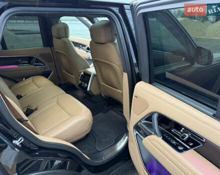 Чорний Ленд Ровер Рендж Ровер, об'ємом двигуна 3 л та пробігом 24 тис. км за 175000 $, фото 15 на Automoto.ua