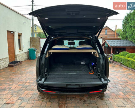 Черный Ленд Ровер Рендж Ровер, объемом двигателя 3 л и пробегом 29 тыс. км за 165000 $, фото 6 на Automoto.ua