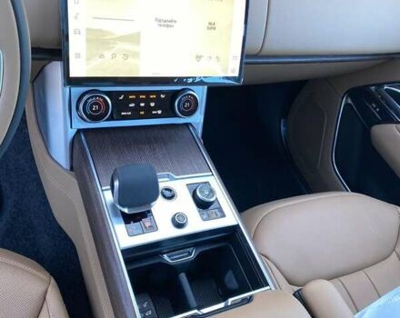 Черный Ленд Ровер Рендж Ровер, объемом двигателя 4.39 л и пробегом 97 тыс. км за 175000 $, фото 7 на Automoto.ua