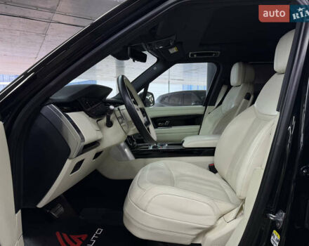 Черный Ленд Ровер Рендж Ровер, объемом двигателя 3 л и пробегом 64 тыс. км за 165000 $, фото 21 на Automoto.ua