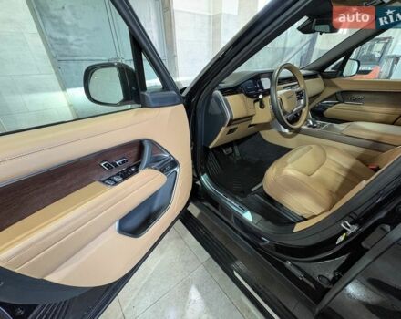 Чорний Ленд Ровер Рендж Ровер, об'ємом двигуна 3 л та пробігом 99 тис. км за 153000 $, фото 15 на Automoto.ua