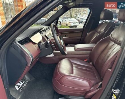 Чорний Ленд Ровер Рендж Ровер, об'ємом двигуна 4.39 л та пробігом 57 тис. км за 176000 $, фото 20 на Automoto.ua