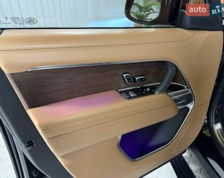 Черный Ленд Ровер Рендж Ровер, объемом двигателя 4.39 л и пробегом 70 тыс. км за 169000 $, фото 48 на Automoto.ua