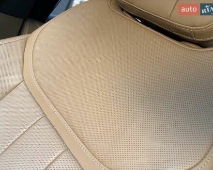 Чорний Ленд Ровер Рендж Ровер, об'ємом двигуна 3 л та пробігом 40 тис. км за 177333 $, фото 20 на Automoto.ua