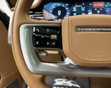 Черный Ленд Ровер Рендж Ровер, объемом двигателя 3 л и пробегом 32 тыс. км за 255000 $, фото 95 на Automoto.ua