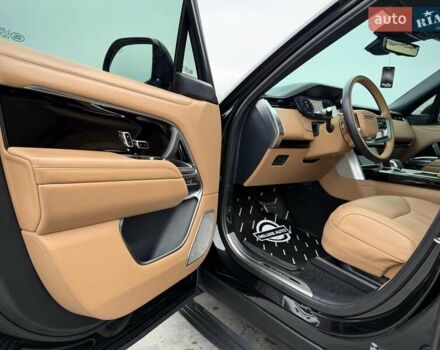 Черный Ленд Ровер Рендж Ровер, объемом двигателя 4.39 л и пробегом 67 тыс. км за 185000 $, фото 97 на Automoto.ua