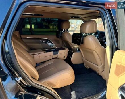 Чорний Ленд Ровер Рендж Ровер, об'ємом двигуна 4.39 л та пробігом 64 тис. км за 179900 $, фото 63 на Automoto.ua