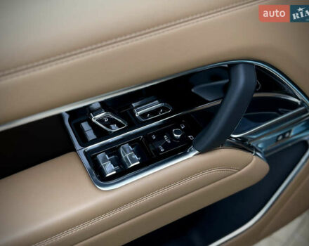 Черный Ленд Ровер Рендж Ровер, объемом двигателя 3 л и пробегом 1 тыс. км за 182000 $, фото 31 на Automoto.ua