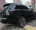 Ленд Ровер Рендж Ровер 2023 в Киеве на Automoto.ua Черный Ленд Ровер Рендж Ровер, объемом двигателя 4.39 л и пробегом 19 тыс. км за 221000 $, фото 28 на Automoto.ua