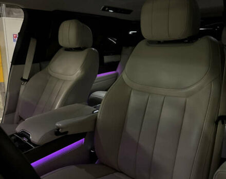 Черный Ленд Ровер Рендж Ровер, объемом двигателя 4.39 л и пробегом 21 тыс. км за 205000 $, фото 9 на Automoto.ua