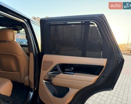 Чорний Ленд Ровер Рендж Ровер, об'ємом двигуна 3 л та пробігом 40 тис. км за 173000 $, фото 2 на Automoto.ua