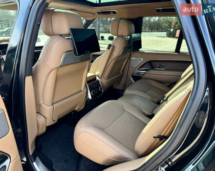 Чорний Ленд Ровер Рендж Ровер, об'ємом двигуна 4.39 л та пробігом 69 тис. км за 170000 $, фото 11 на Automoto.ua