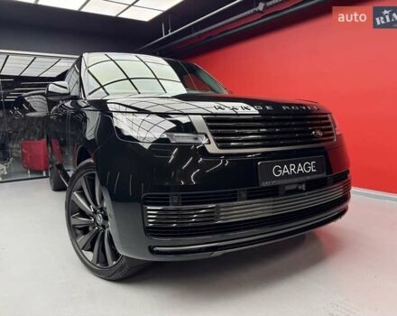 Ленд Ровер Рендж Ровер 2023 в Киеве на Automoto.ua Черный Ленд Ровер Рендж Ровер, объемом двигателя 4.4 л и пробегом 33 тыс. км за 278800 $, фото 7 на Automoto.ua