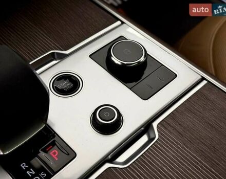 Ленд Ровер Рендж Ровер 2023 в Киеве на Automoto.ua Черный Ленд Ровер Рендж Ровер, объемом двигателя 3 л и пробегом 29 тыс. км за 187800 $, фото 26 на Automoto.ua