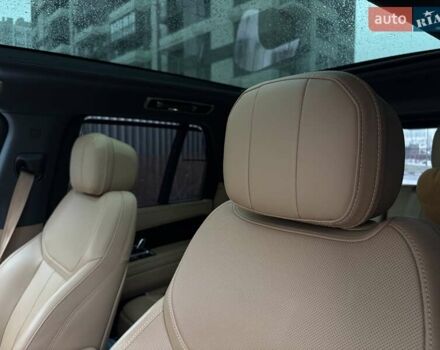 Чорний Ленд Ровер Рендж Ровер, об'ємом двигуна 3 л та пробігом 40 тис. км за 174444 $, фото 53 на Automoto.ua