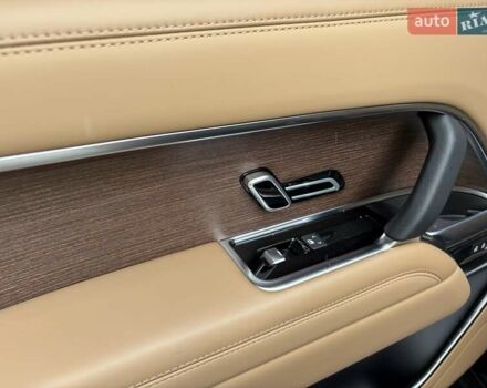 Чорний Ленд Ровер Рендж Ровер, об'ємом двигуна 4.39 л та пробігом 22 тис. км за 184444 $, фото 15 на Automoto.ua