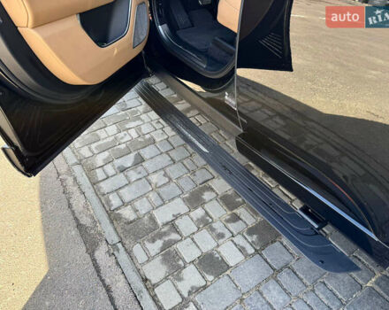 Чорний Ленд Ровер Рендж Ровер, об'ємом двигуна 4.39 л та пробігом 69 тис. км за 170000 $, фото 16 на Automoto.ua