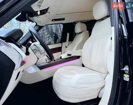 Черный Ленд Ровер Рендж Ровер, объемом двигателя 4.39 л и пробегом 20 тыс. км за 200000 $, фото 13 на Automoto.ua