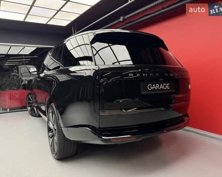 Ленд Ровер Рендж Ровер 2023 в Киеве на Automoto.ua Черный Ленд Ровер Рендж Ровер, объемом двигателя 4.4 л и пробегом 33 тыс. км за 278800 $, фото 18 на Automoto.ua